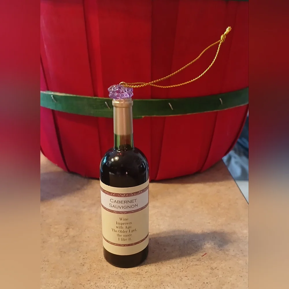 Wine Bottle Decor With Grape